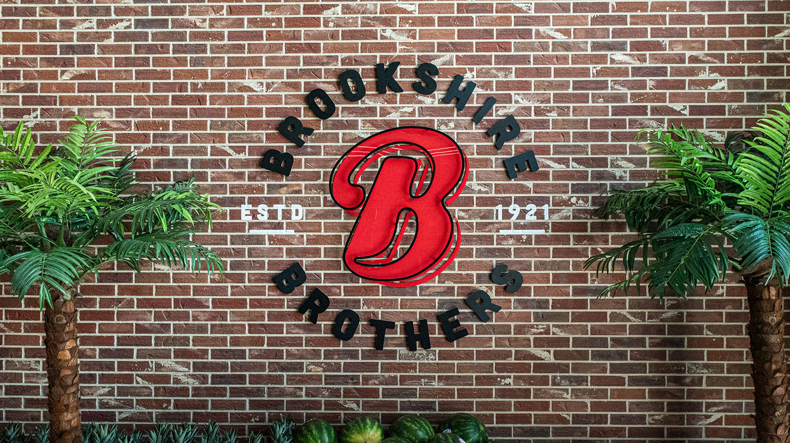 Brookshire Brothers emblem sculpture